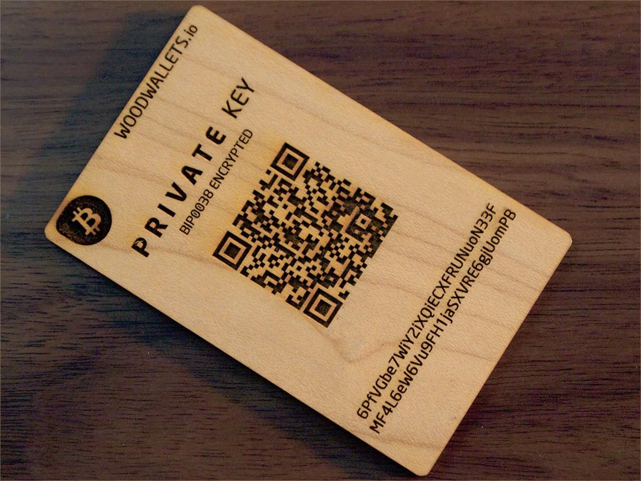 wood wallet for private key